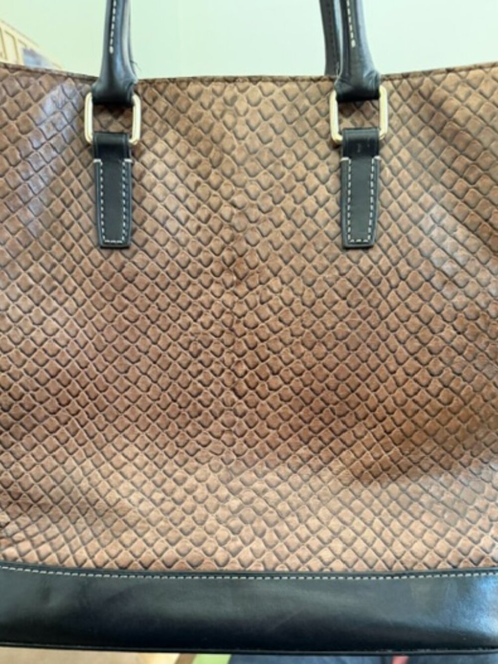 Beautiful Dooney & Bourke Pebbled Leather Tote in a rich brown shade 🤎✨ - Picture 3 of 11